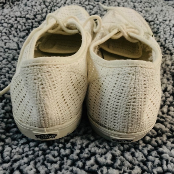 Vans - Picture 4 of 4